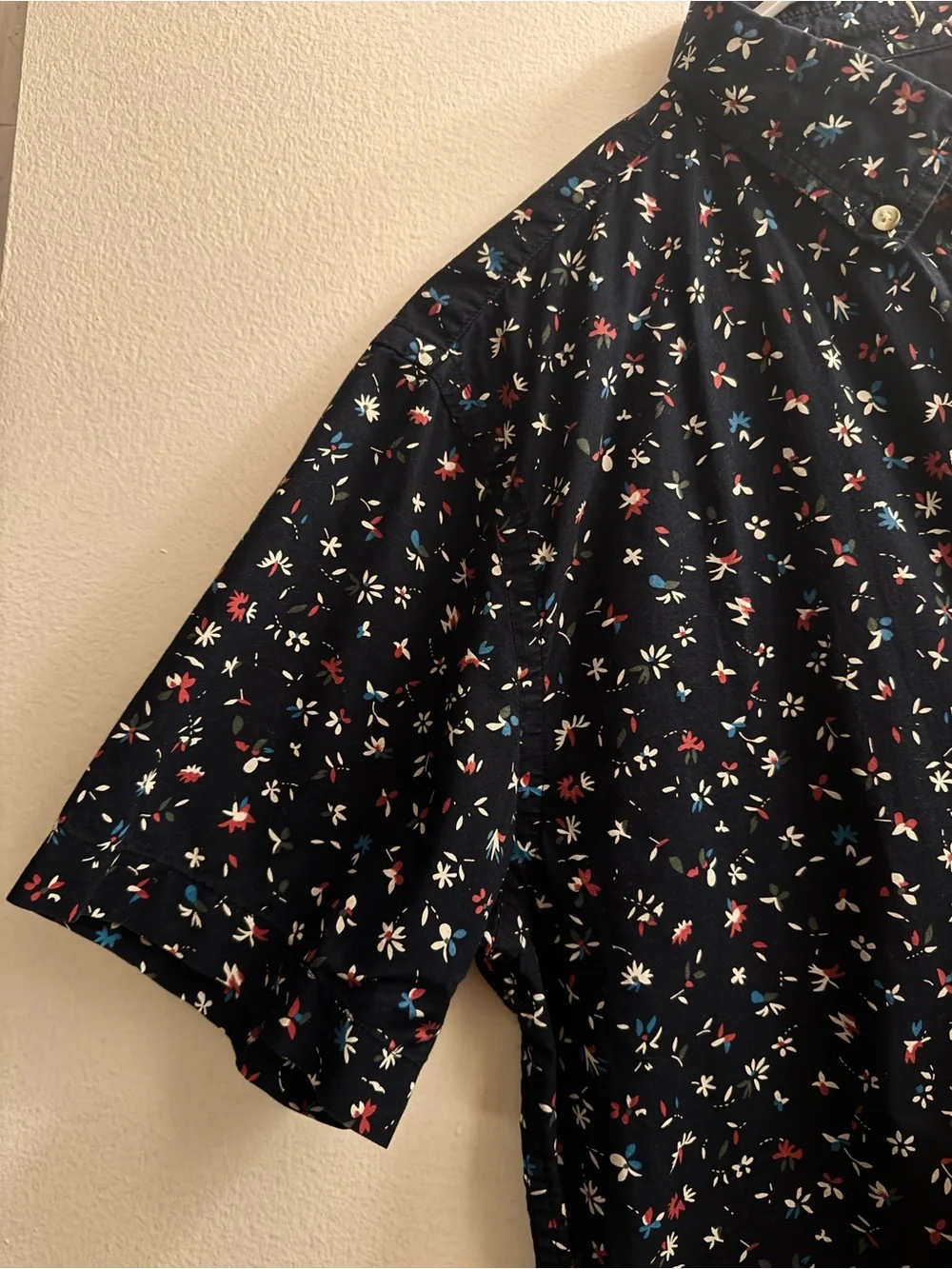 Banana Republic slim fit Navy Floral Short-Sleeve Button-Down Shirt